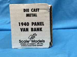 ERTL 1:25 1940 FORD PANEL VAN SPEEDWAY MARKETING GD-6006 IN ORIGINAL BOX