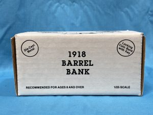 ERTL 1918 Barrel Bank #9173 Old Milwaukee 1/25 Scale